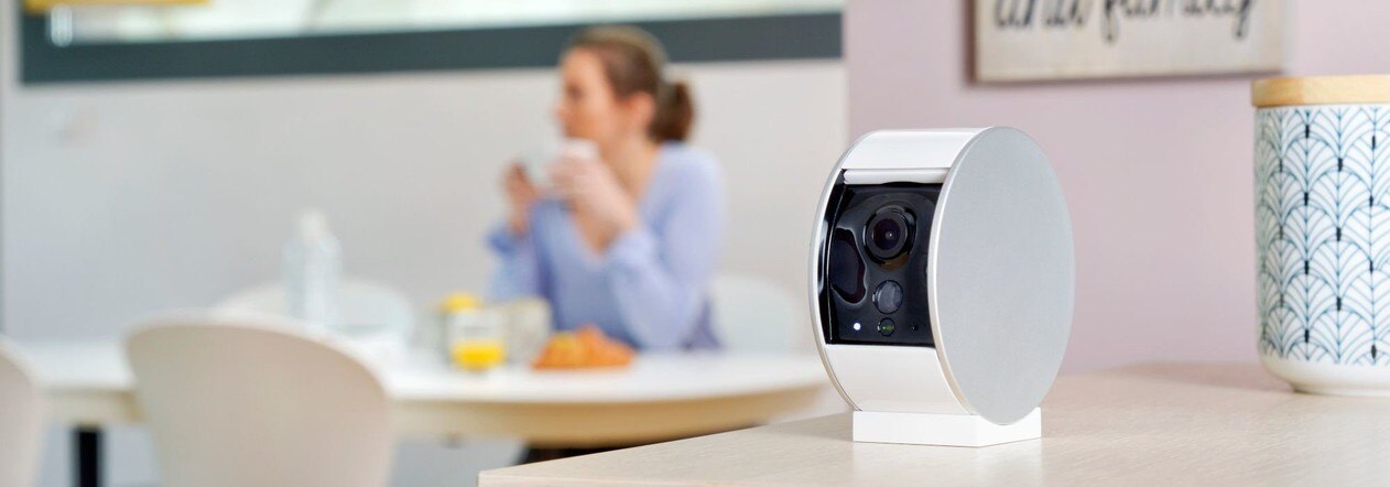 Somfy-indoor-camera-home-security-blog